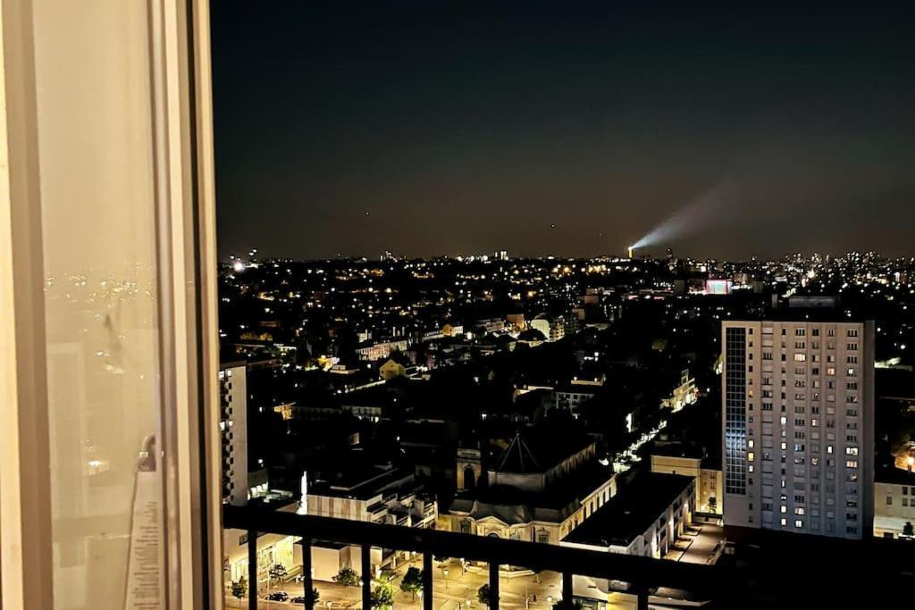 ショワジー・ル・ロワCiel De Paris : Vue Tour Eiffelアパートメント エクステリア 写真